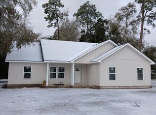 35 Thrift St, Folkston, GA 31337