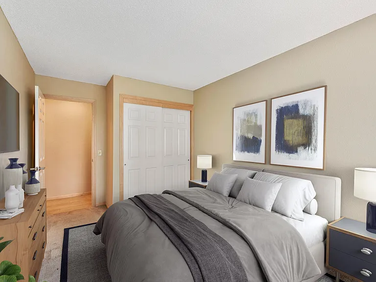 Forest Place Apartments — Photo 10