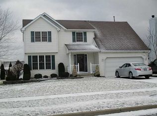 227 Nathans Trl, Lancaster, NY 14086