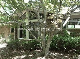 9372 Poston Rd, Jonesboro, GA 30238