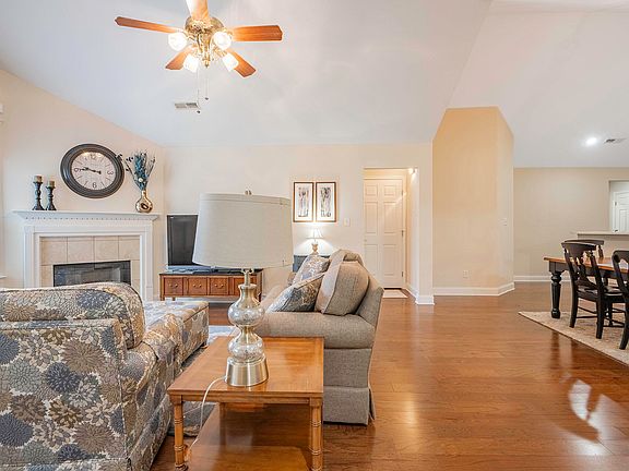 5th image of 2523 Baskette Way