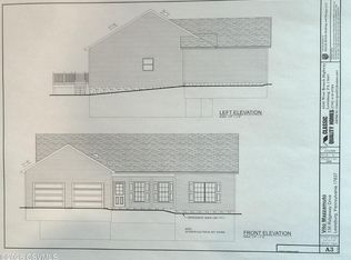 136 Ridgeway Dr, Lewisburg, PA 17837