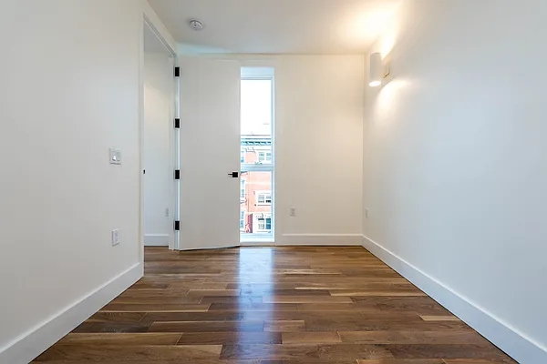 Rented by Nooklyn NYC LLC | media 4