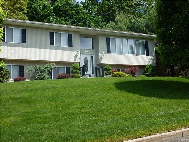 1st image of 5 Sloane Ct