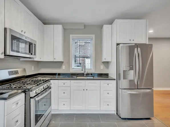 597 Chapel St #2R, New Haven, CT 06511