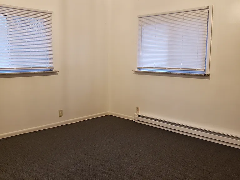 6113 Brooklyn Rd — Photo 13