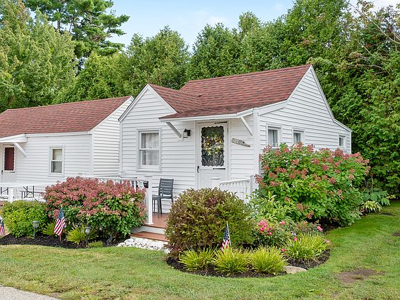 2nd image of 1139 Post Road #27