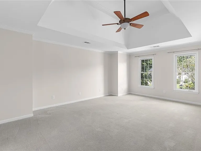 2560 Hamptons Run — Photo 22