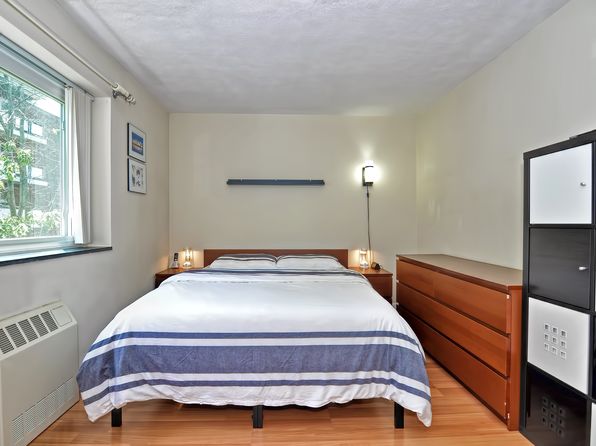 180 Mountain Ave APT 16