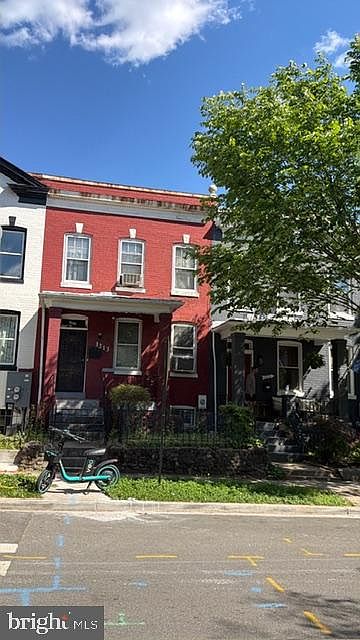 1st image of 1213 Orren St NE
