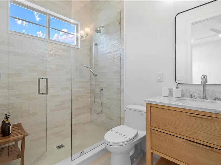 173 Wellesley Dr — Photo 24