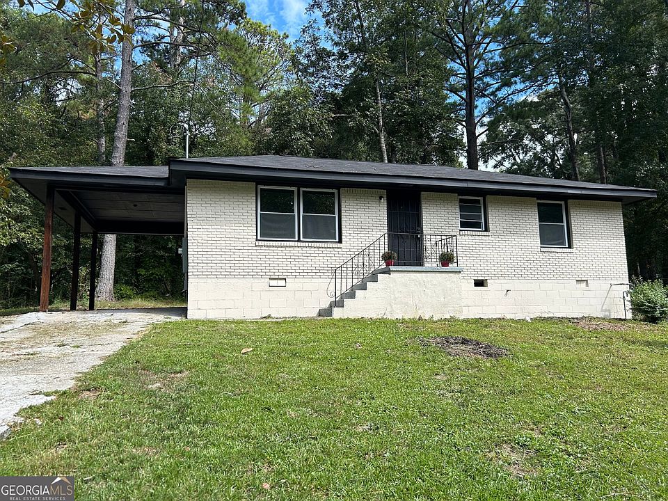 1st image of 2970 Humphries Dr SE