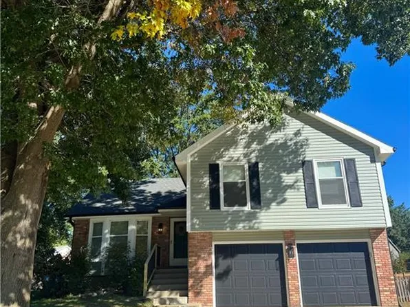 1331 Amesbury Ave, Liberty, MO 64068
