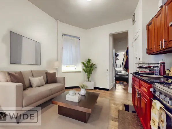 172 Thompson Street image 1 of 10