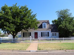 1510 W 9th St, Plainview, TX 79072