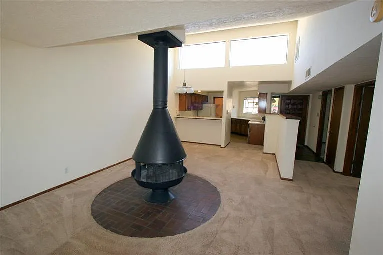 830 Live Oak Rd NE #E — Photo 9