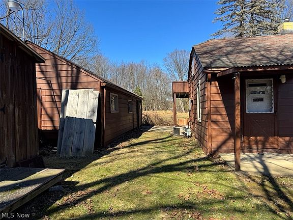 4th image of 2160 Ingersoll Dr