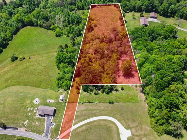 Pinecrest Rd, Jacksboro, TN 37757