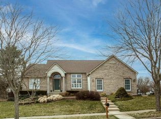 121 Locust Curve Dr, Delaware, OH