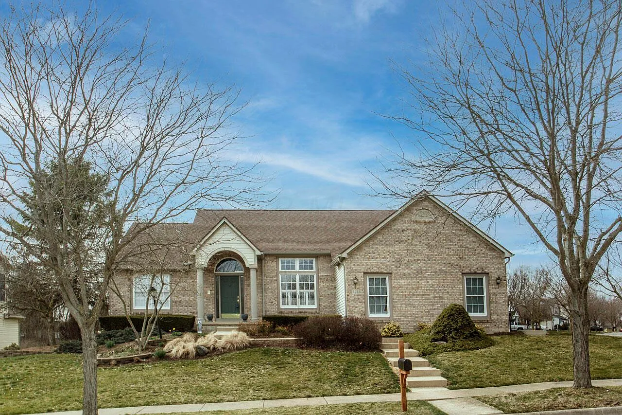121 Locust Curve Dr photo 1