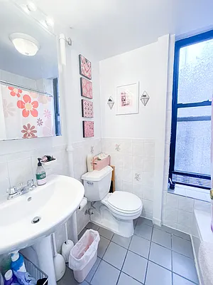 Rented by Urban Real Estate Inc | media 18