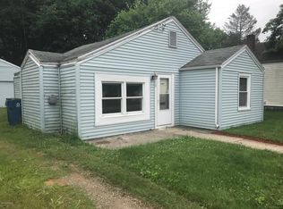 810 Ira Ave, Kalamazoo, MI 49048