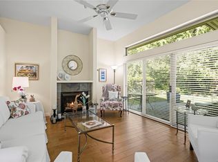 912 Lakes Blvd, Nanaimo, BC V9P2P8