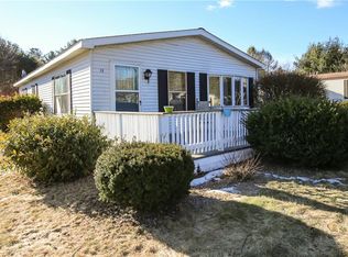 13 Lear Dr, Coventry, RI 02816