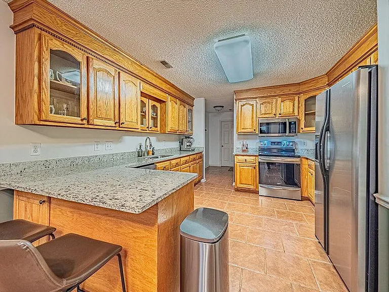 1265 Cutleaf Dr — Photo 9