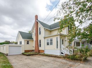 116 S Genoa St, Genoa, IL 60135