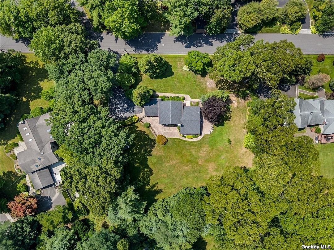 21 Kodiak Drive, Woodbury, NY 11797 MLS 3554948 Zillow