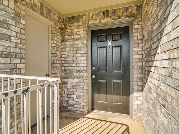 2nd image of 5625 Brookview Ct #C