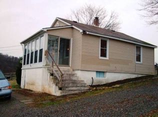 282 Lebanon Rd, Pembroke, VA 24136