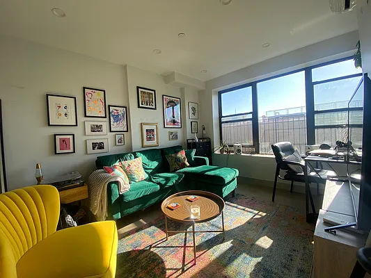 Rented by Dream Space Realty | media 10