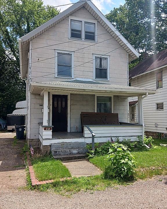 1st image of 349 Comstock Ct