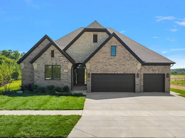 54946 Rose Terrace Dr, Shelby Township, MI 48316