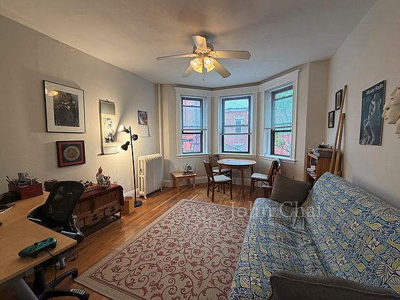2nd image of 4 Ayr Rd APT 35