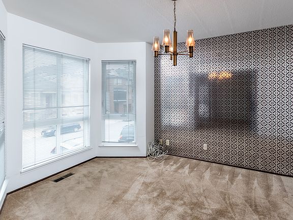 5th image of 546 5th Ave