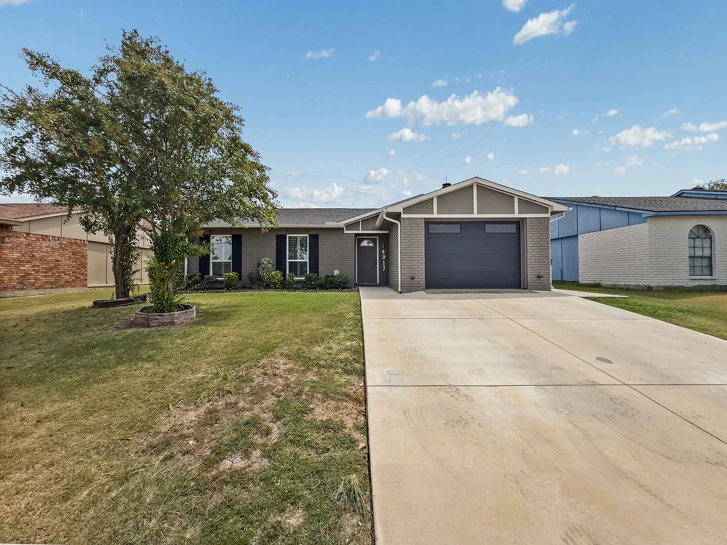 Charming 3BR House in The Colony — Photo 1