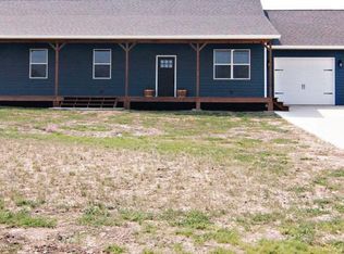 818 Bountiful Ct, Moorcroft, WY 82721