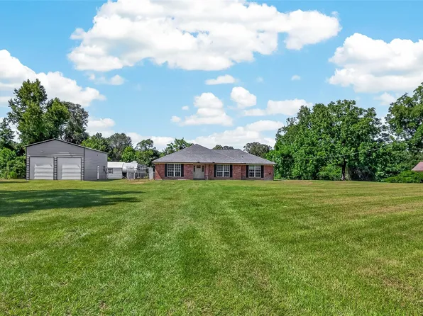 158 County Road 2194, Cleveland, TX 77327