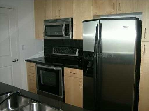 2nd image of 155 Court Ave #2305