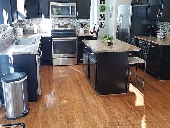 4th image of 133 Brookdale Dr