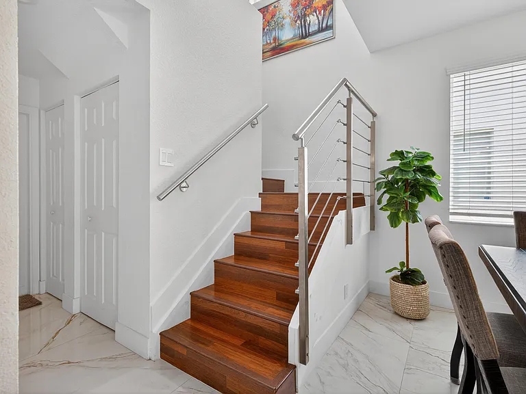 1374 Canary Island Dr — Photo 23