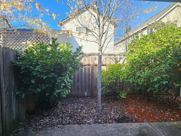 4326 Fair Oaks Blvd — Photo 37