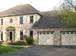 122 Northampton Dr, Oswego, IL