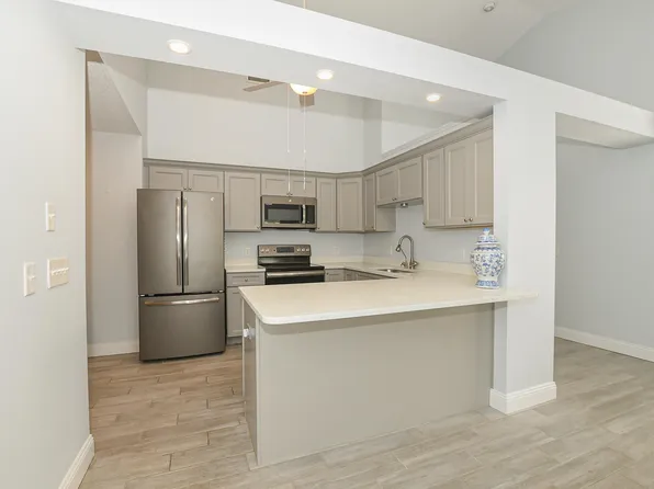 2640 SE Tropical East Circle, Port St Lucie, FL 34952