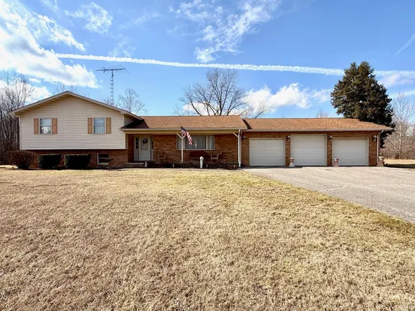 5667 Leesville Rd, Bedford, IN 47421