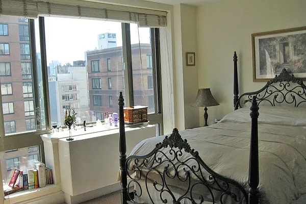 Rented by Corcoran | media 21