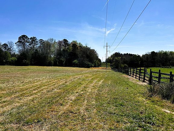 3rd image of 175 County Road 571